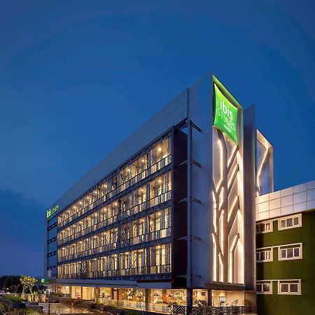 Ibis Styles Jakarta Sunter Ngoại thất bức ảnh