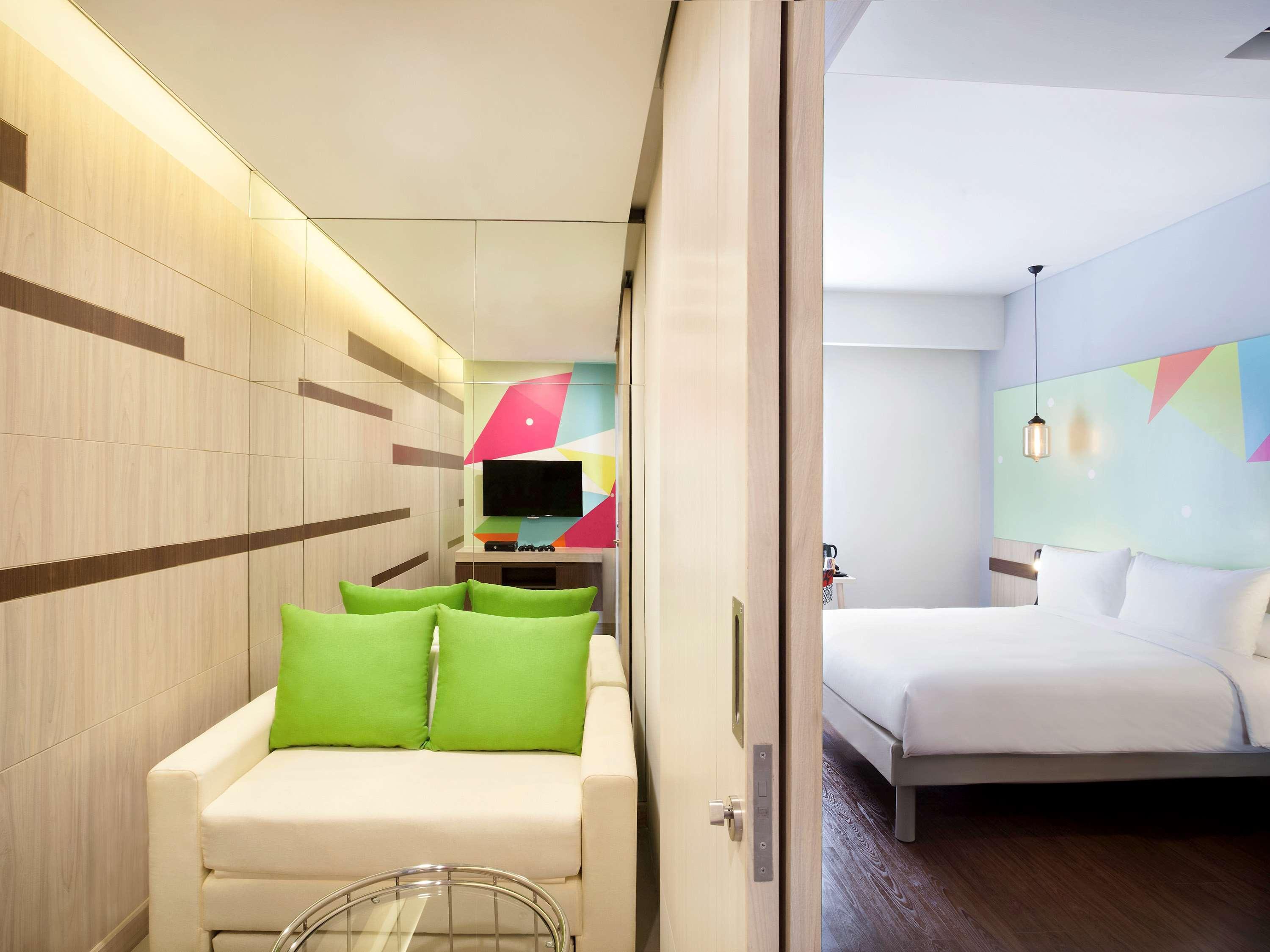 Ibis Styles Jakarta Sunter Ngoại thất bức ảnh