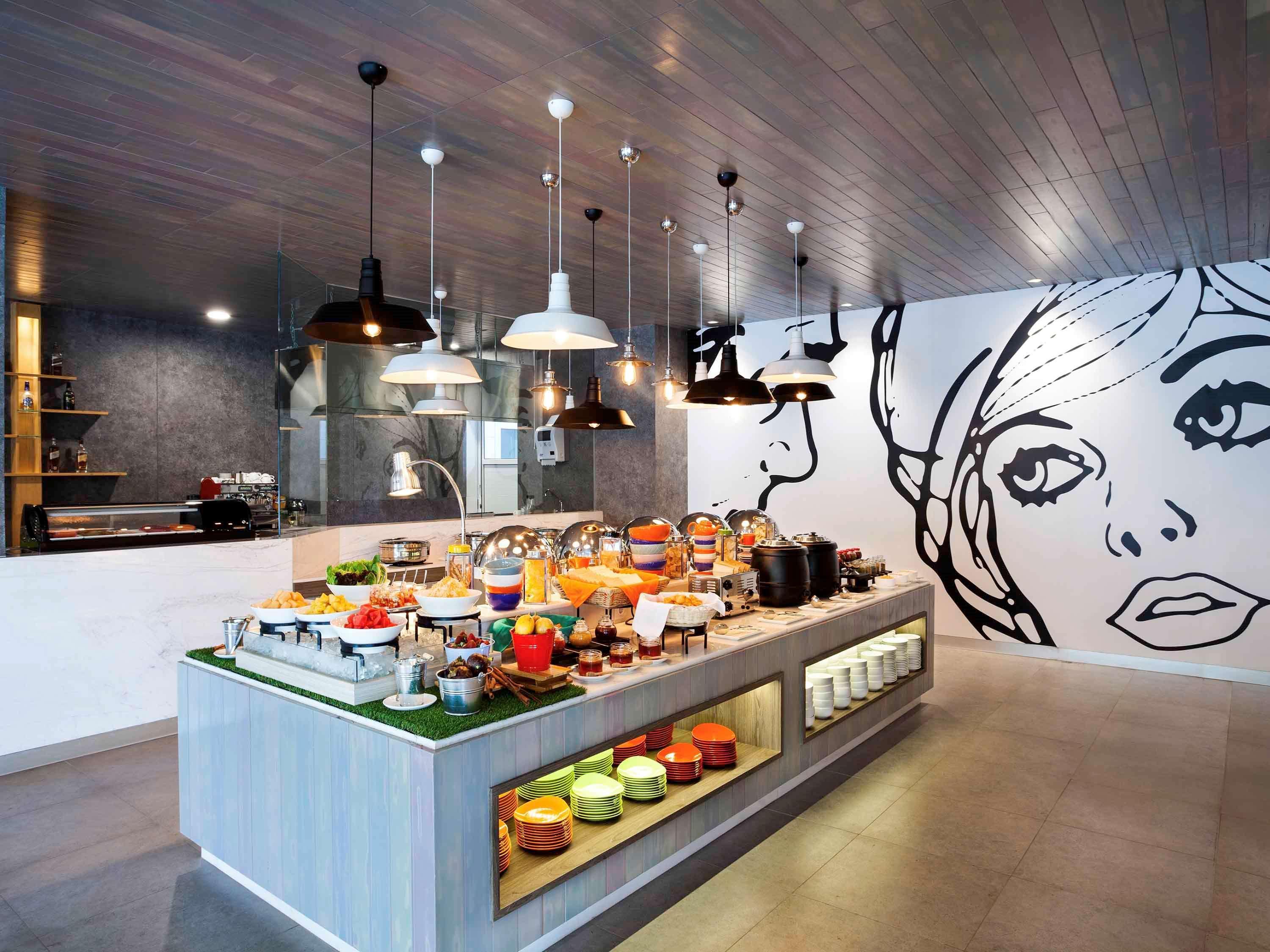 Ibis Styles Jakarta Sunter Ngoại thất bức ảnh