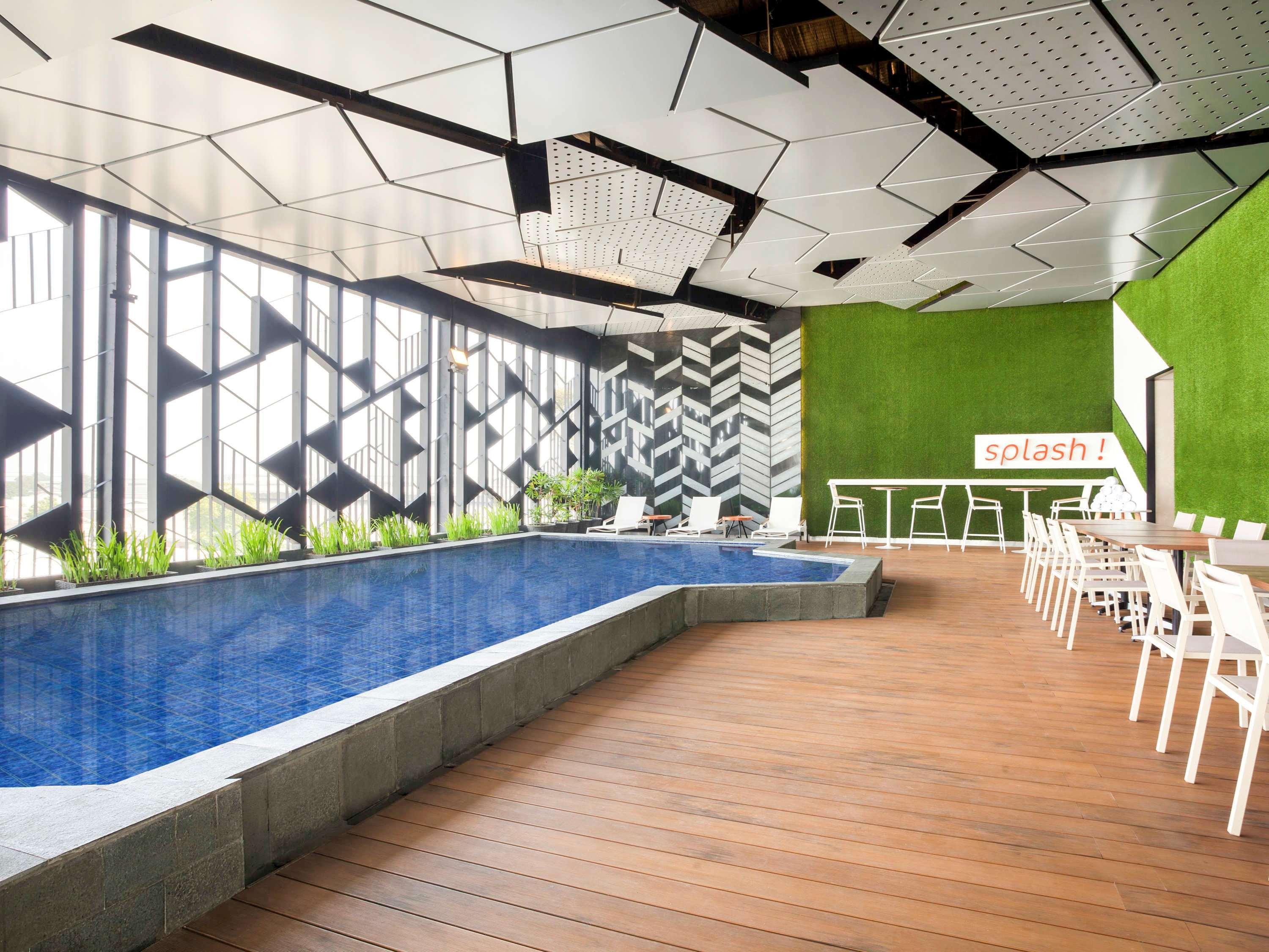 Ibis Styles Jakarta Sunter Ngoại thất bức ảnh