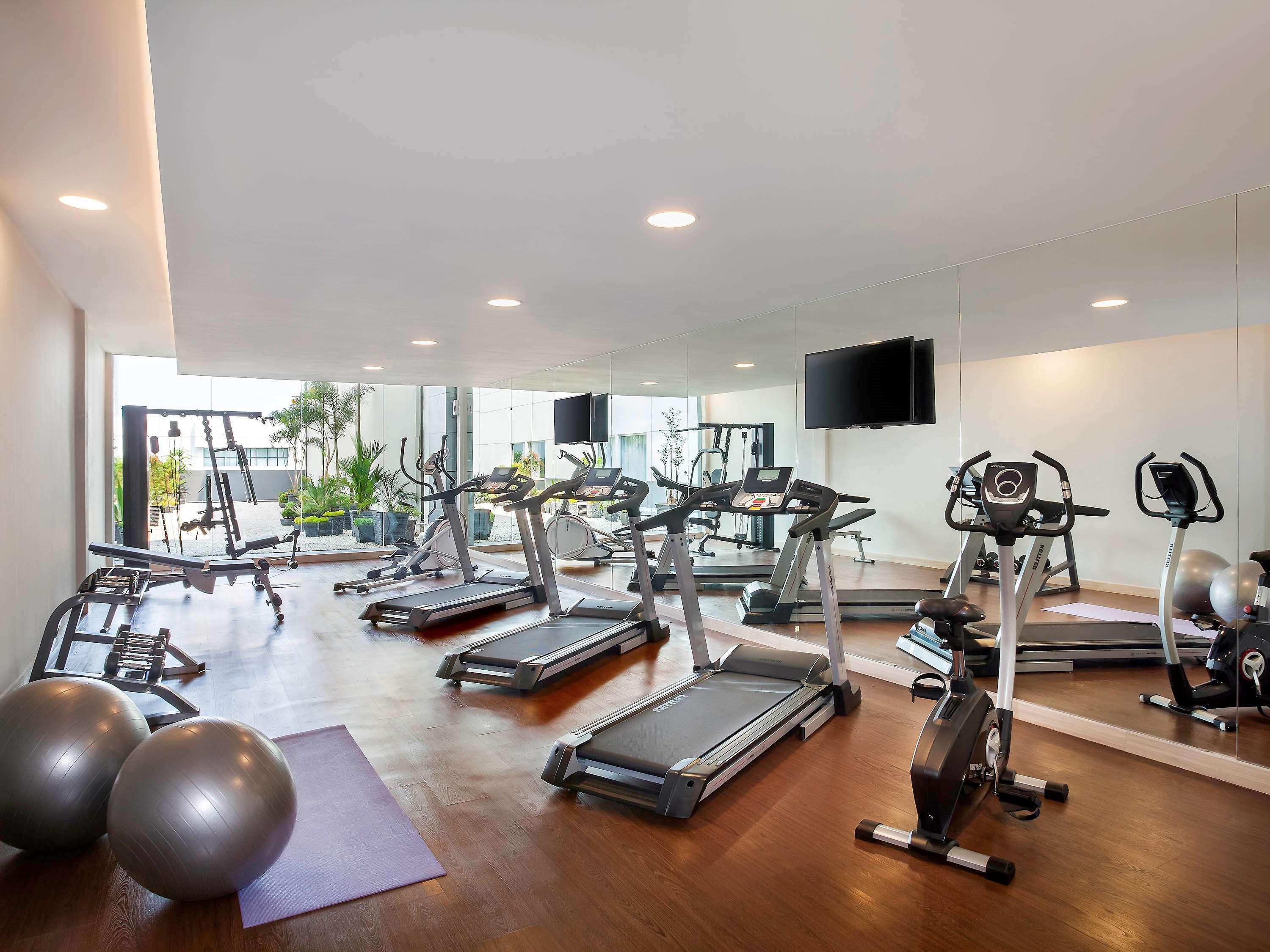 Ibis Styles Jakarta Sunter Ngoại thất bức ảnh