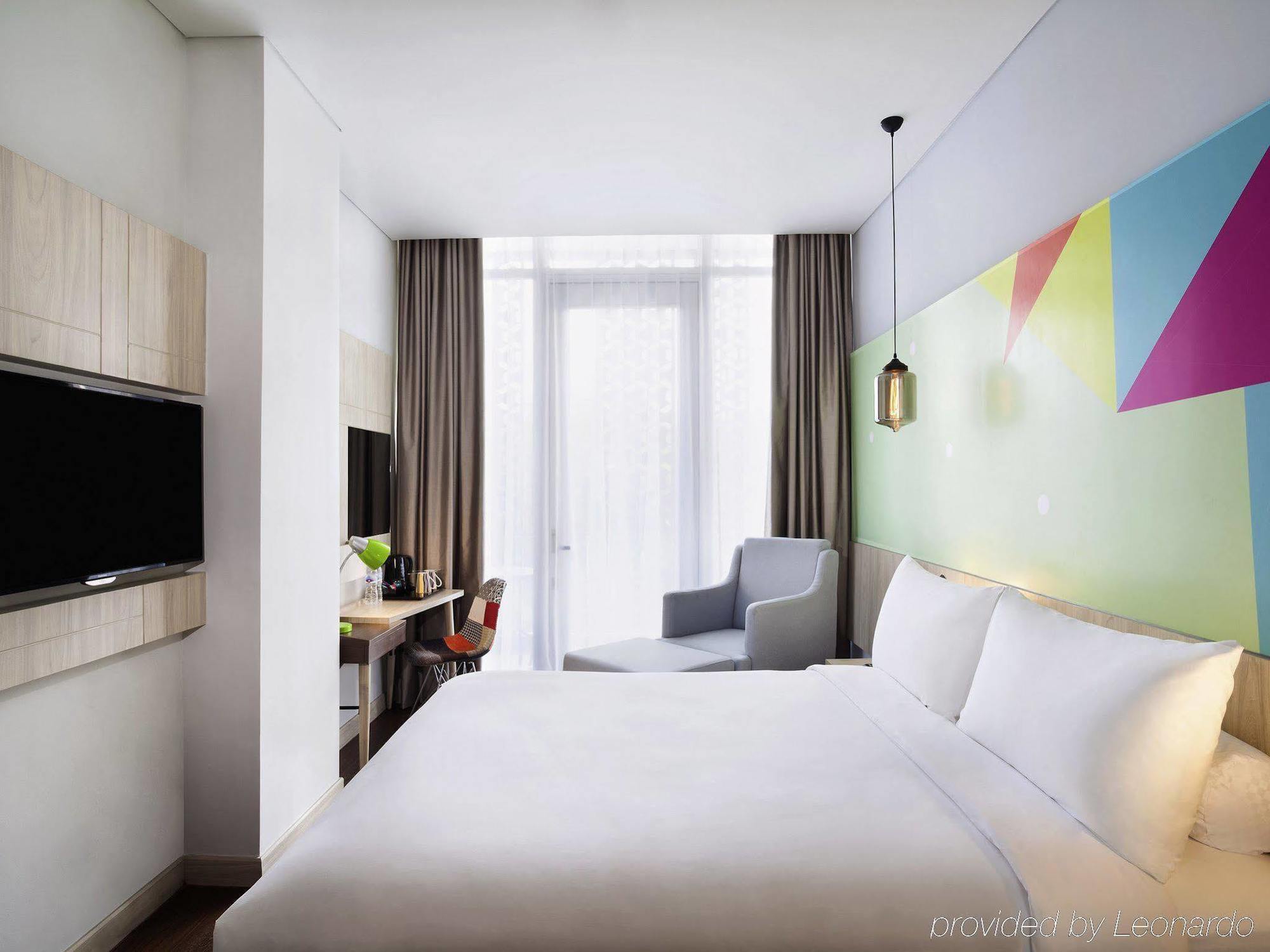 Ibis Styles Jakarta Sunter Ngoại thất bức ảnh